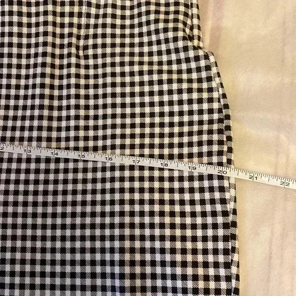 Plus size  summer capris pants, stretchy , plaid design,New Condition - Picture 7 of 11